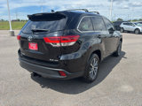 Used 2017 Toyota Highlander XLE image 5