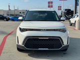 Used 2023 Kia Soul LX image 2