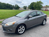 Used 2013 Ford Focus SE w/ SE Winter Pkg image 3