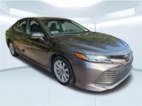 Used 2019 Toyota Camry LE image 4