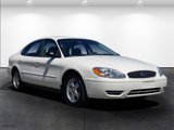 Used 2005 Ford Taurus SE image 2