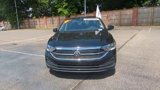 Used 2024 Volkswagen Jetta SE image 3