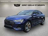 Used 2022 Audi e-tron Prestige image 3