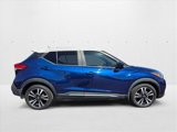 Used 2019 Nissan Kicks SR image 4