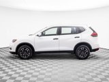 Used 2018 Nissan Rogue S image 2