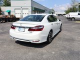 Used 2017 Honda Accord Touring image 5