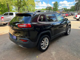 Used 2017 Jeep Cherokee Limited image 5
