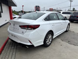 Used 2018 Hyundai Sonata SE image 2