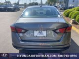Used 2023 Nissan Altima 2.5 SV image 3
