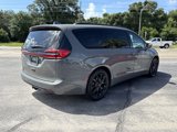 Used 2021 Chrysler Pacifica Touring-L w/ S Appearance Package image 5