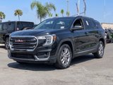 Used 2023 GMC Terrain SLT image 2