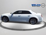 Used 2019 Chrysler 300 Touring w/ Chrome Appearance Package image 3