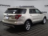 Used 2017 Ford Explorer XLT w/ Equipment Group 202A image 5