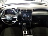 Used 2023 Hyundai Tucson SE image 3