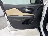 Used 2016 Jeep Cherokee Sport image 5