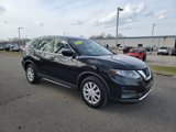 Used 2019 Nissan Rogue S image 3