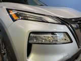 Used 2021 Nissan Rogue SV image 2