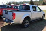Used 2019 Nissan Frontier SL image 5