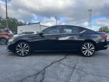 Used 2020 Nissan Altima 2.5 SR w/ Premium Package image 4