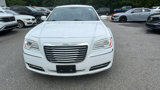 Used 2013 Chrysler 300 image 3