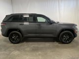 New 2025 Jeep Grand Cherokee Altitude image 2
