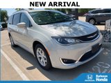 Used 2017 Chrysler Pacifica Touring-L w/ Tire & Wheel Group image 3