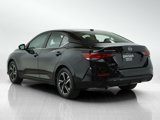 Used 2024 Nissan Sentra SV image 3