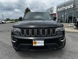 Used 2017 Jeep Grand Cherokee Laredo image 2