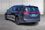 Used 2021 Chrysler Pacifica Limited w/ Uconnect Theater Family Group image 5