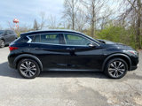 Used 2017 INFINITI QX30 Premium w/ Navigation Package image 4