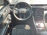 Used 2023 Jeep Grand Cherokee Laredo image 2