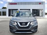 Certified 2020 Nissan Rogue SV image 2