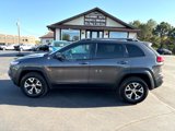 Used 2015 Jeep Cherokee Trailhawk image 6