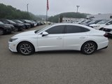 Used 2022 Hyundai Sonata SEL w/ Convenience Package image 2