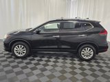 Used 2019 Nissan Rogue SV image 3
