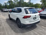 Used 2021 Volkswagen Tiguan SE w/ Panoramic Sunroof Package image 3
