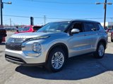Used 2022 Mitsubishi Outlander ES image 3