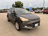 Used 2016 Ford Escape SE w/ Equipment Group 201A image 3