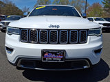 Used 2018 Jeep Grand Cherokee Limited w/ Luxury Group II image 3