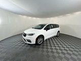 New 2024 Chrysler Pacifica Touring-L image 4