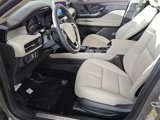 New 2025 Lincoln Corsair AWD image 6