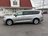 Used 2017 Chrysler Pacifica Touring Plus w/ Tire & Wheel Group image 4