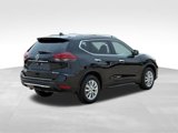 Used 2018 Nissan Rogue SV image 5