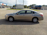Used 2015 Nissan Altima 2.5 S w/ Display Audio Package image 2