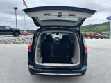 Used 2023 Chrysler Pacifica Touring-L image 5