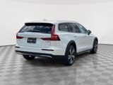Certified 2024 Volvo V60 B5 Cross Country Plus image 4