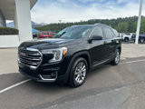 Used 2022 GMC Terrain SLT w/ Infotainment Package II image 2