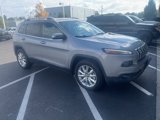 Used 2016 Jeep Cherokee Limited image 2