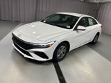 New 2025 Hyundai Elantra SE image 3