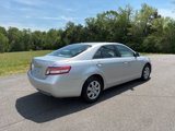Used 2011 Toyota Camry LE image 3